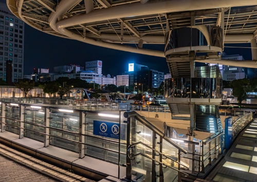 名古屋の中心地「栄」の駅近で便利な「レガーレカフェ栄」