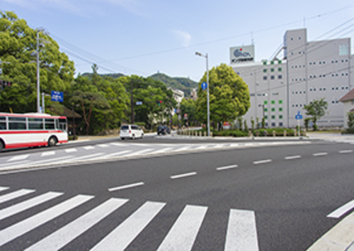 交通の要衝に位置する中核都市